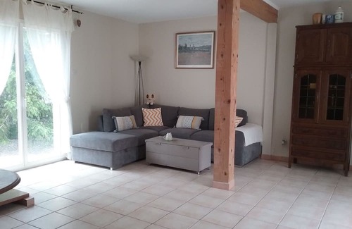Argeliers House | Private Villa for 8 with Pool, A/C, and Parking