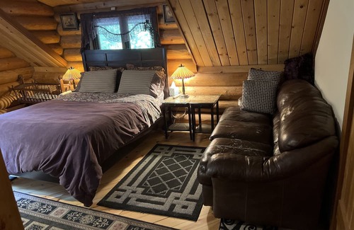 Crescent City Cabin | Cozy 1st Generation Redwood Log Cabin Retreat