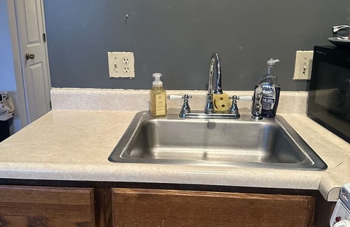 Avoca Condo | Pet-Friendly Condo Near Lake Monroe - Perfect for Getaways