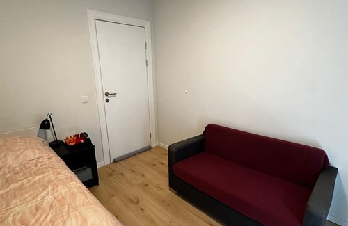 Jacht Apartment | Comfortable Private Room in a Shared Apartment Retreat