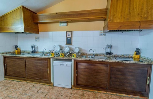 Rivero de Posadas Villa | Exclusive Group Getaway with Private Pool in Cordoba