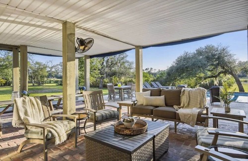 Shoreline Park House | Elegant Bayou Home with Pool and Tennis Court Access