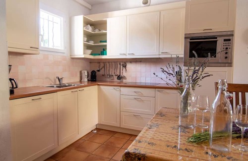 Nans-les-Pins Apartment | Inviting Apartment for 6 with Pool, WiFi & Parking Access