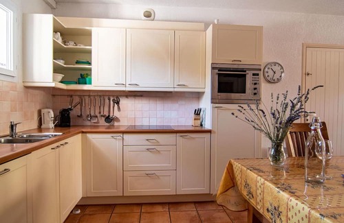 Nans-les-Pins Apartment | Inviting Apartment for 6 with Pool, WiFi & Parking Access
