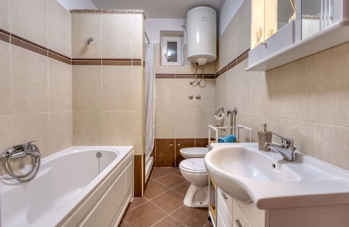Klana Apartment | Serene Apartment with Private Pool & Ocean View Terrace
