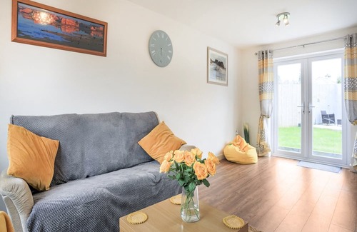 Bugle Cottage | Comfortable 4 Bedroom Stay in Bugle, Near St Austell