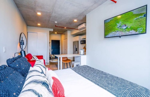 Barrio Escalante Apartment | Discover Wanderlust URBN Escalante: Spa & Breakfast Included