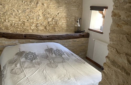 Martaize Bed & Breakfast | Unique Gîte in Historic Farm with Pool and Spa Amenities