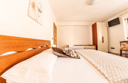 Ceraso Bed & Breakfast | Discover Profumi del Borgo: Family-Friendly Spa Escape