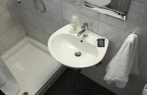 Osijek Apartment | Cozy Studio Apartment Olymp Osijek with Garage Access