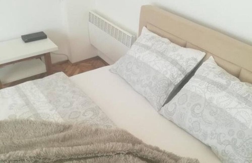 Osijek Apartment | Cozy Studio Apartment Olymp Osijek with Garage Access