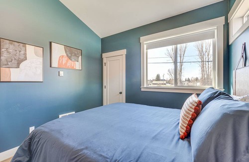 Pinedale House | Pinedale Home w/ Yard: 7 Mi to Fremont Lake!
