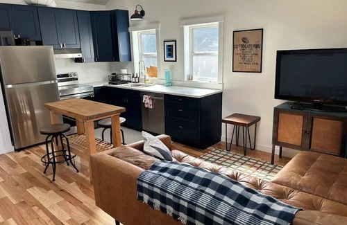 Hilltop House | Inviting M Street Carriage House with Spa & Family Comfort