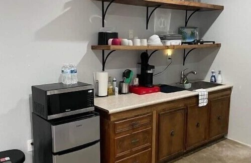 Port Lavaca Apartment | Tranquil Sunset Haven: Your Ocean View Getaway Awaits