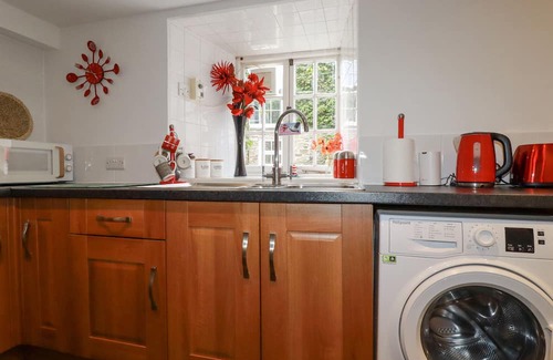 Ladock Cottage | Pet-Friendly Mill Retreat with Garden in Beautiful Summercourt