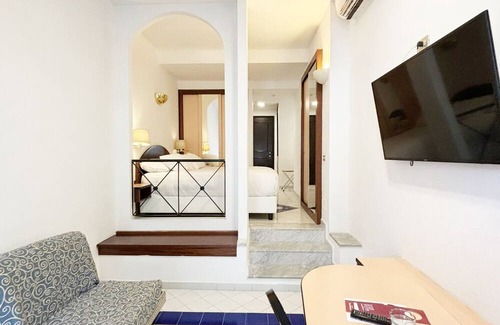 Chiesa Nuova House | Welcoming Family Stay at Hotel del Centro, Positano