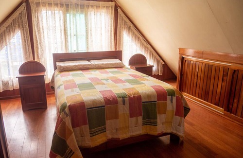 Oxapampa Hotel | Family-Friendly Stay at Hospedaje Cattleya with Kitchen