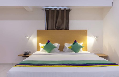 Hadapsar Hotel | Explore Treebo Savali Inn Executive: Family-Friendly Stay