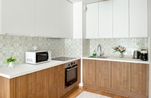 Pradnik Czerwony Apartment | Cozy 1-Bedroom Flat with Balcony in Cracow
