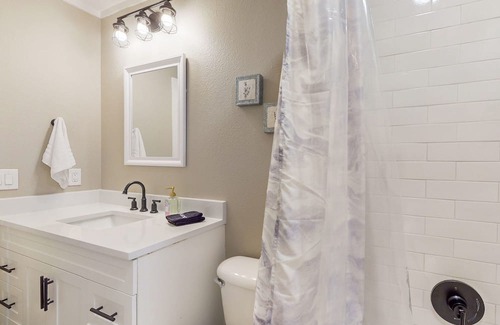 McKinney House | Pet-Friendly Retreat Near Downtown with Modern Amenities