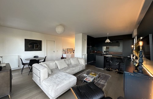 Meudon Apartment | Elegant Apartment with Eiffel Tower Views and Terrace Oasis