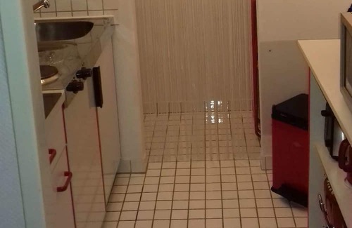 Langwasser Nordwest Apartment | Studio Apartment 'Ferienwohnung Nahe Der Messe' with Balcony and Wi-Fi