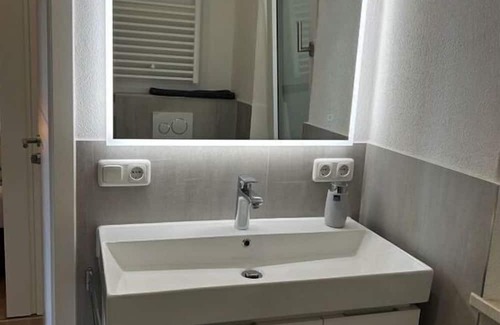 Oldesio House | Comfortable Suite Perlago: Family-Friendly Holiday Haven