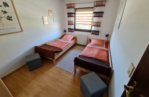 Morbach Apartment | Ferienwohnung Lindenallee Hunolstein Malerisch Gelegen im Schönen Hunsrück
