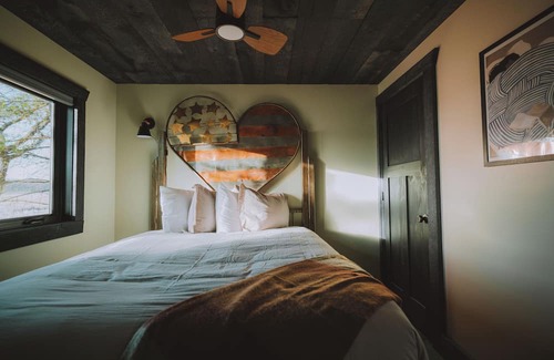 Ironton Cabin | Family-Friendly Retreat at The Iron Owl on Ironton Island