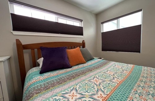 Riverside House | Serene Retreat with Box Spring Mountain Views for Families