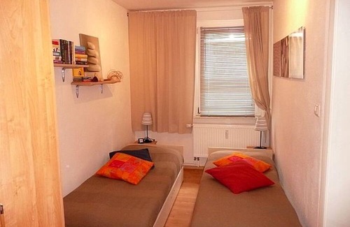 Zudar Apartment | Family-Friendly Ocean View at Rügen Fewo 168