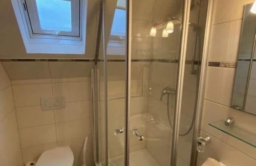 Britzingen Apartment | Cozy Ferienwohnung Rebblick for Couples and Kids