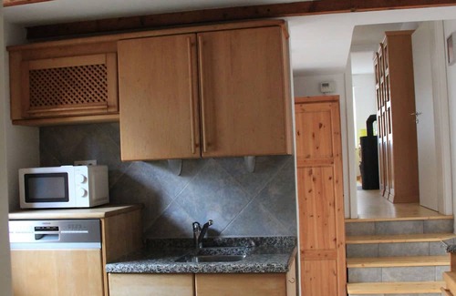 Center/Hamm-Bossendorf Apartment | Cozy Ferienwohnung Asterix for 1-2 Guests with Kitchen