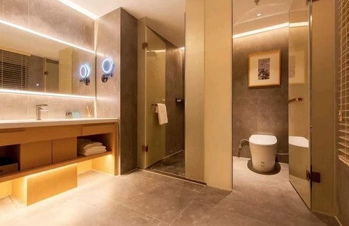 Xuan Wu Hotel | Discover Nanjing Zitu Hotel: Family-Friendly Stay with Breakfast
