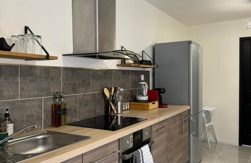 Lallaing House | Cozy 3-Bedroom Maison Near Douai and Lille with Hot Tub