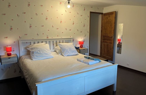 Domsure House | Discover Vrbo Property: Family and Pet-Friendly Retreat