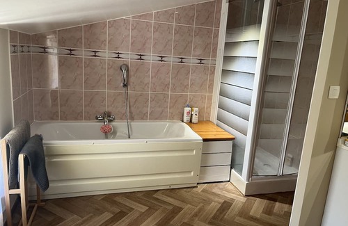 Domsure House | Discover Vrbo Property: Family and Pet-Friendly Retreat