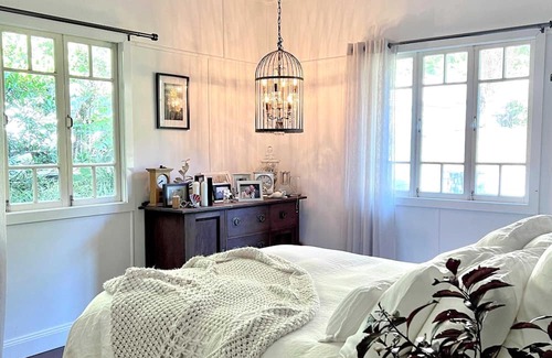 Ravensbourne House | Kenti's Cottage - Two Bedroom