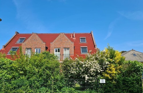 Borkum House | Cozy Getaway at Borkum Ideal 71 with Spa & Breakfast