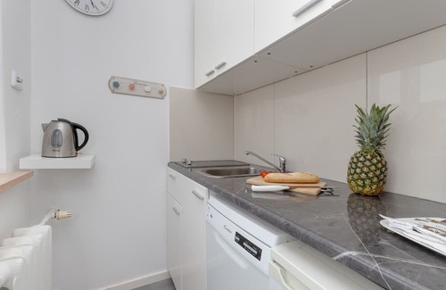 Redlowo Apartment | Cozy Studio for Four with Kitchen and Pet-Friendly Perks