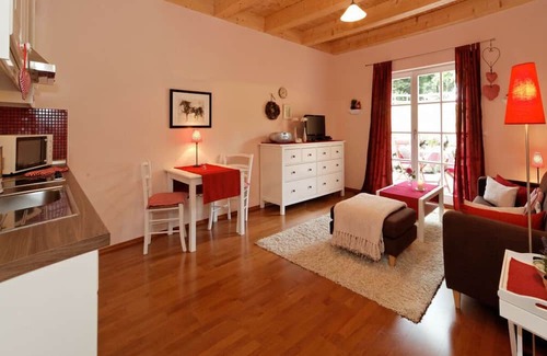 Mitterfirmiansreut House | Modern Retreat at Nesterl: Spa, Breakfast & Family Friendly
