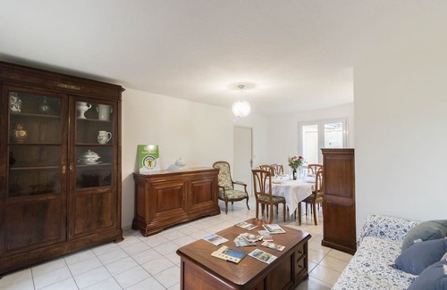 Revel Bed & Breakfast | Family-Friendly Retreat at Chez Maxou - Perfect for Kids