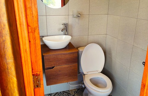 Tunja Cabin | Scenic Cabaña by Lago de Tota with Private Beach & Pets Allowed