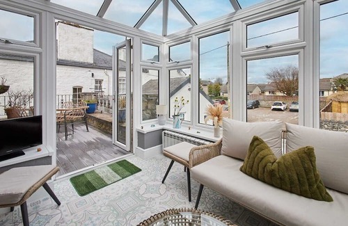 Holme House | Discover Lime Tree House: Family-Friendly Stay Awaits