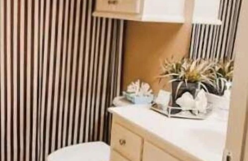 Beebe House | Waterfront Getaway at RaneyDay RedBird Retreat, Near Searcy