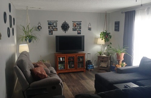 Rozet House | Scenic 3BD Ranch House with Breakfast and Family-Friendly Space