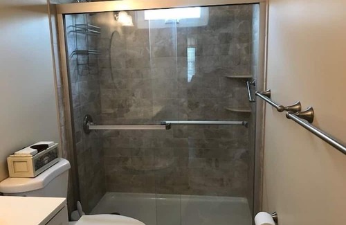 Stone Harbor Cottage | Conveniently Located Near Bird Sanctuary and Beach