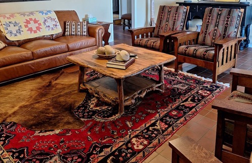 Pawhuska Other | All 3 houses for 1 nightly rate! Close to Pioneer Woman's Mercantile!