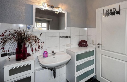Neuendorf Apartment | Cozy 2 Bedroom Retreat in Neuendorf with Kitchen & Spa