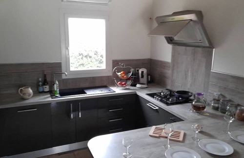 Salavas House | Villa L'opaline: Scenic Mountain Views & Family-Friendly Amenities